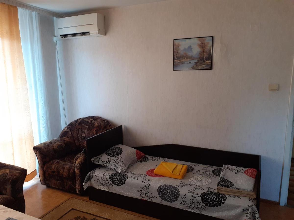 Retro Apartment Malko Tŭrnovo Extérieur photo